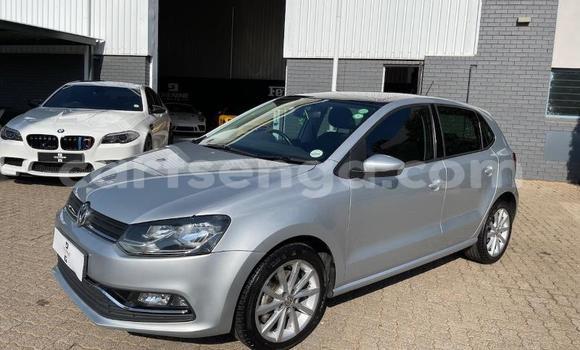Acheter Occasion Voiture Volkswagen Polo Gris à Ezulwini, Hhohho Acheter Occasion Voiture Volkswagen Polo Gris à Ezulwini, Hhohho