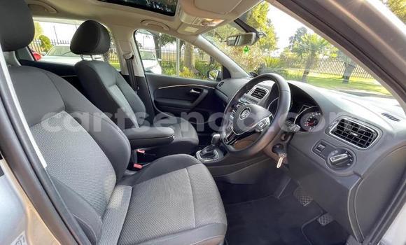 Acheter Occasion Voiture Volkswagen Polo Gris à Ezulwini, Hhohho Acheter Occasion Voiture Volkswagen Polo Gris à Ezulwini, Hhohho