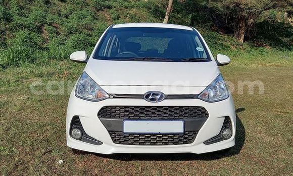 Nunua Ilio tumika Hyundai i10 White Gari ndani ya Ezulwini nchini Hhohho Nunua Ilio tumika Hyundai i10 White Gari ndani ya Ezulwini nchini Hhohho