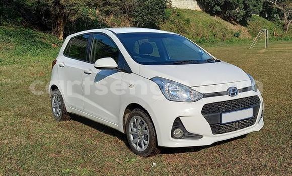 Nunua Ilio tumika Hyundai i10 White Gari ndani ya Ezulwini nchini Hhohho Nunua Ilio tumika Hyundai i10 White Gari ndani ya Ezulwini nchini Hhohho