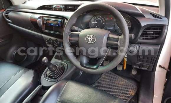 Acheter Occasion Voiture Toyota Hilux Blanc à Manzini, Manzini Acheter Occasion Voiture Toyota Hilux Blanc à Manzini, Manzini