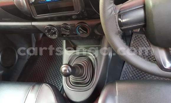 Acheter Occasion Voiture Toyota Hilux Blanc à Manzini, Manzini Acheter Occasion Voiture Toyota Hilux Blanc à Manzini, Manzini