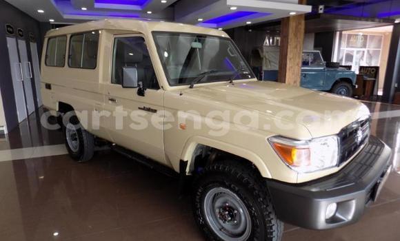 Buy Used Toyota Land Cruiser Other Car in Lobamba in Manzini Buy Used Toyota Land Cruiser Other Car in Lobamba in Manzini