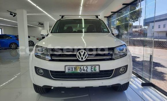 Buy Used Volkswagen Amarok White Car in Big Bend in Lubombo District