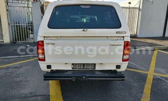 Buy Used Toyota Hilux White Car in Tabankulu in Lubombo District Buy Used Toyota Hilux White Car in Tabankulu in Lubombo District