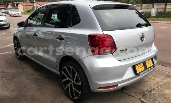 Nunua Ilio tumika Volkswagen Polo Silver Gari ndani ya Bhunya nchini Manzini Nunua Ilio tumika Volkswagen Polo Silver Gari ndani ya Bhunya nchini Manzini