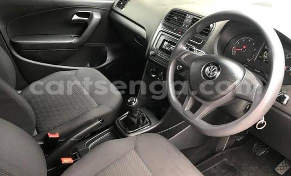 Nunua Ilio tumika Volkswagen Polo Silver Gari ndani ya Bhunya nchini Manzini Nunua Ilio tumika Volkswagen Polo Silver Gari ndani ya Bhunya nchini Manzini