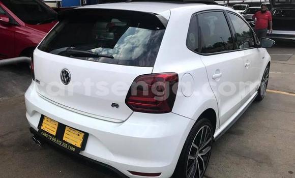 Nunua Ilio tumika Volkswagen Polo GTI White Gari ndani ya Bhunya nchini Manzini Nunua Ilio tumika Volkswagen Polo GTI White Gari ndani ya Bhunya nchini Manzini