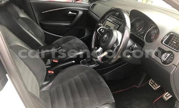 Nunua Ilio tumika Volkswagen Polo GTI White Gari ndani ya Bhunya nchini Manzini Nunua Ilio tumika Volkswagen Polo GTI White Gari ndani ya Bhunya nchini Manzini