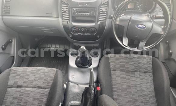 Nunua Ilio tumika Ford Ranger White Gari ndani ya Bhunya nchini Manzini Nunua Ilio tumika Ford Ranger White Gari ndani ya Bhunya nchini Manzini