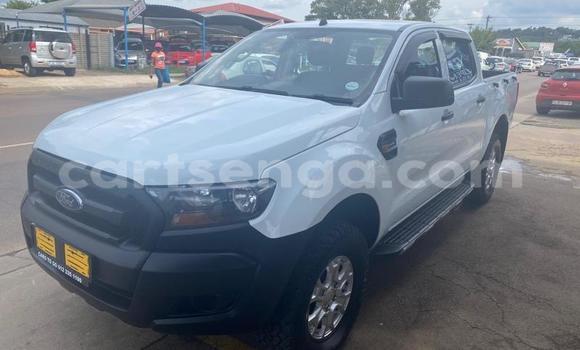 Nunua Ilio tumika Ford Ranger White Gari ndani ya Bhunya nchini Manzini Nunua Ilio tumika Ford Ranger White Gari ndani ya Bhunya nchini Manzini