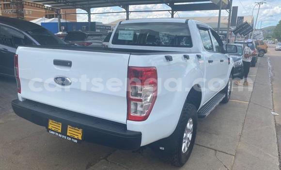 Nunua Ilio tumika Ford Ranger White Gari ndani ya Bhunya nchini Manzini Nunua Ilio tumika Ford Ranger White Gari ndani ya Bhunya nchini Manzini