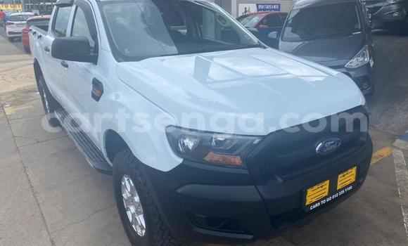 Nunua Ilio tumika Ford Ranger White Gari ndani ya Bhunya nchini Manzini Nunua Ilio tumika Ford Ranger White Gari ndani ya Bhunya nchini Manzini