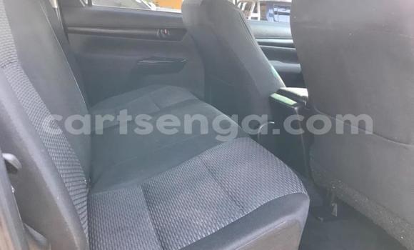 Nunua Ilio tumika Toyota Hilux Silver Gari ndani ya Bhunya nchini Manzini Nunua Ilio tumika Toyota Hilux Silver Gari ndani ya Bhunya nchini Manzini