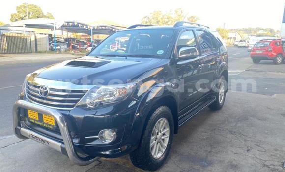 Nunua Ilio tumika Toyota Fortuner Silver Gari ndani ya Bhunya nchini Manzini Nunua Ilio tumika Toyota Fortuner Silver Gari ndani ya Bhunya nchini Manzini