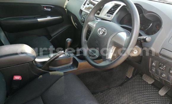 Nunua Ilio tumika Toyota Fortuner Silver Gari ndani ya Bhunya nchini Manzini Nunua Ilio tumika Toyota Fortuner Silver Gari ndani ya Bhunya nchini Manzini