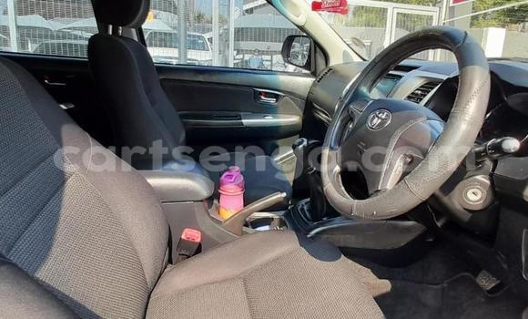 Nunua Ilio tumika Toyota Fortuner Silver Gari ndani ya Bhunya nchini Manzini Nunua Ilio tumika Toyota Fortuner Silver Gari ndani ya Bhunya nchini Manzini