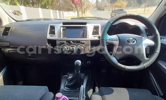 Nunua Ilio tumika Toyota Fortuner Silver Gari ndani ya Bhunya nchini Manzini Nunua Ilio tumika Toyota Fortuner Silver Gari ndani ya Bhunya nchini Manzini