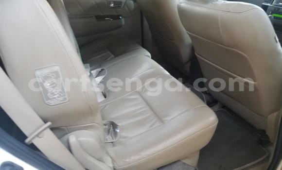Nunua Ilio tumika Toyota Fortuner White Gari ndani ya Bhunya nchini Manzini Nunua Ilio tumika Toyota Fortuner White Gari ndani ya Bhunya nchini Manzini