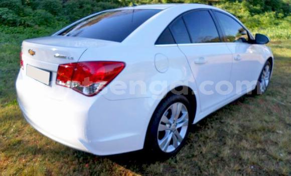 Nunua Ilio tumika Chevrolet Cruze White Gari ndani ya Mbabane nchini Manzini Nunua Ilio tumika Chevrolet Cruze White Gari ndani ya Mbabane nchini Manzini