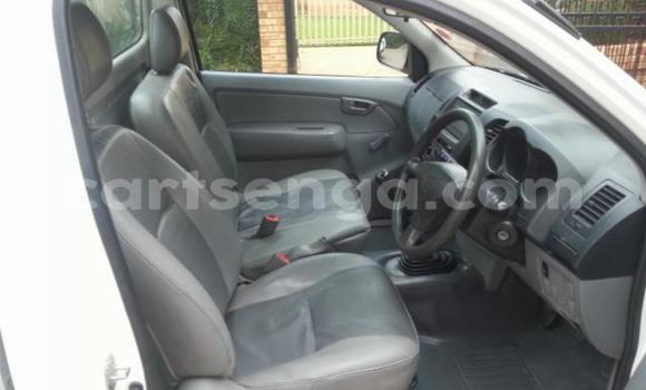 Buy Used Toyota Hilux White Car in Big Bend in Lubombo Buy Used Toyota Hilux White Car in Big Bend in Lubombo