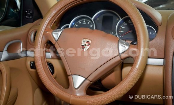 Buy Import Porsche Cayenne Green Car in Import - Dubai in Hhohho Buy Import Porsche Cayenne Green Car in Import - Dubai in Hhohho
