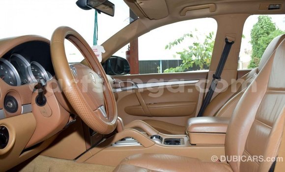 Buy Import Porsche Cayenne Green Car in Import - Dubai in Hhohho Buy Import Porsche Cayenne Green Car in Import - Dubai in Hhohho