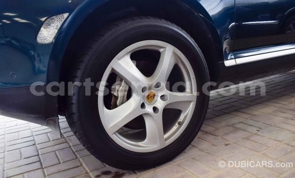 Buy Import Porsche Cayenne Green Car in Import - Dubai in Hhohho Buy Import Porsche Cayenne Green Car in Import - Dubai in Hhohho