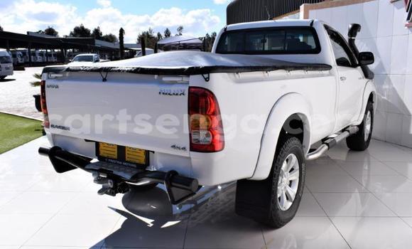 Acheter Occasion Voiture Toyota Hilux Blanc à Big Bend, Lubombo District Acheter Occasion Voiture Toyota Hilux Blanc à Big Bend, Lubombo District