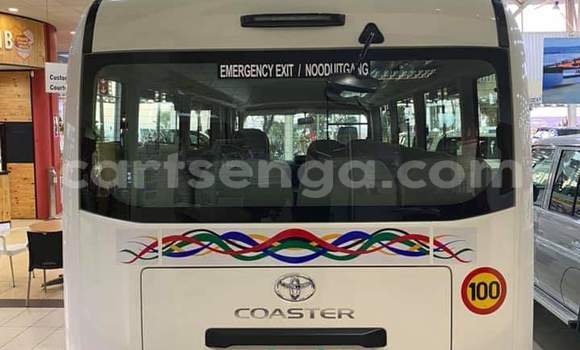 Acheter Occasion Voiture Toyota Coaster Blanc à Ezulwini, Hhohho Acheter Occasion Voiture Toyota Coaster Blanc à Ezulwini, Hhohho