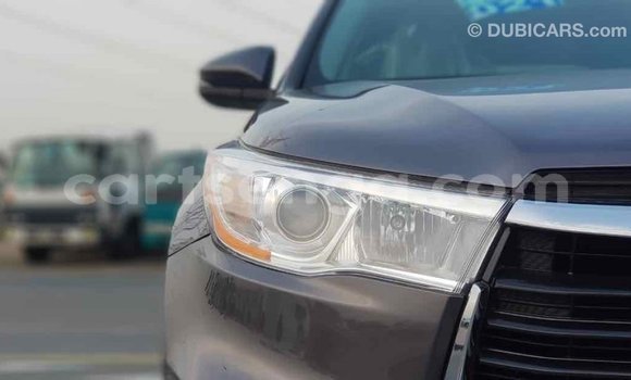 Buy Import Toyota Highlander Other Car in Import - Dubai in Hhohho Buy Import Toyota Highlander Other Car in Import - Dubai in Hhohho