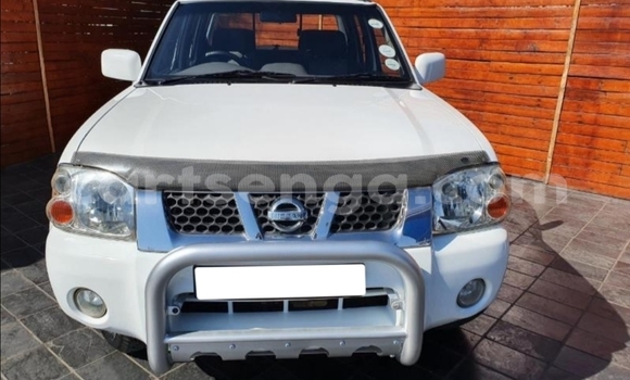 Buy Used Nissan Hardbody White Car in Mbabane in Manzini