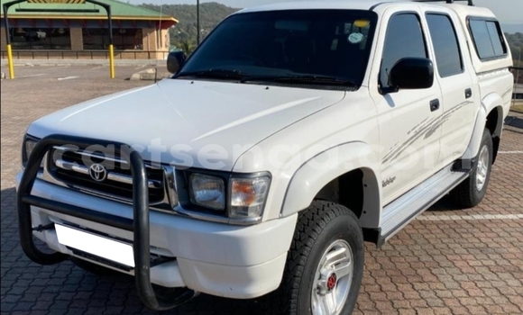 Nunua Ilio tumika Toyota Hilux White Gari ndani ya Big Bend nchini Lubombo Nunua Ilio tumika Toyota Hilux White Gari ndani ya Big Bend nchini Lubombo