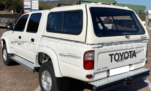 Nunua Ilio tumika Toyota Hilux White Gari ndani ya Big Bend nchini Lubombo Nunua Ilio tumika Toyota Hilux White Gari ndani ya Big Bend nchini Lubombo