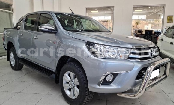 Nunua Ilio tumika Toyota Hilux Silver Gari ndani ya Manzini nchini Manzini Nunua Ilio tumika Toyota Hilux Silver Gari ndani ya Manzini nchini Manzini