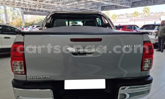 Nunua Ilio tumika Toyota Hilux Silver Gari ndani ya Manzini nchini Manzini Nunua Ilio tumika Toyota Hilux Silver Gari ndani ya Manzini nchini Manzini