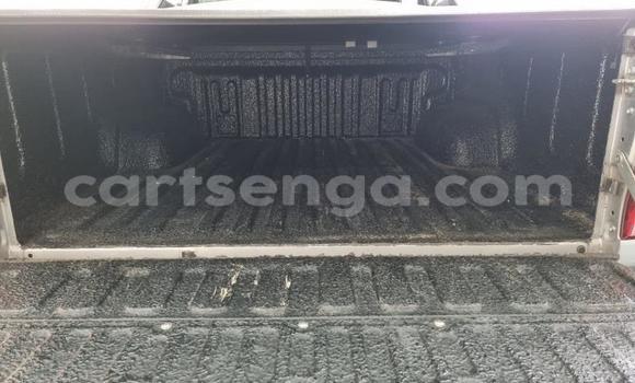 Nunua Ilio tumika Toyota Hilux Silver Gari ndani ya Manzini nchini Manzini Nunua Ilio tumika Toyota Hilux Silver Gari ndani ya Manzini nchini Manzini