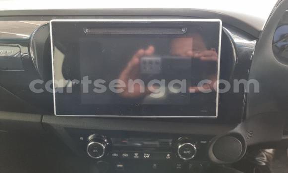 Nunua Ilio tumika Toyota Hilux Silver Gari ndani ya Manzini nchini Manzini Nunua Ilio tumika Toyota Hilux Silver Gari ndani ya Manzini nchini Manzini