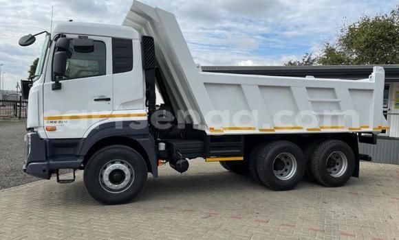 Buy Used Nissan UD White Truck in Mbabane in Manzini Buy Used Nissan UD White Truck in Mbabane in Manzini