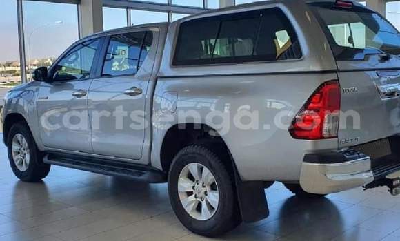 Nunua Ilio tumika Toyota Hilux Silver Gari ndani ya Ezulwini nchini Hhohho Nunua Ilio tumika Toyota Hilux Silver Gari ndani ya Ezulwini nchini Hhohho
