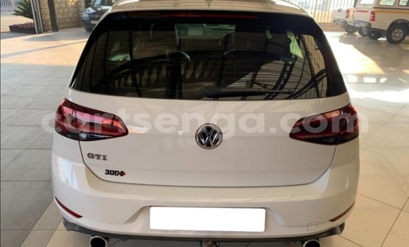 Nunua Ilio tumika Volkswagen Golf GTI White Gari ndani ya Manzini nchini Manzini Nunua Ilio tumika Volkswagen Golf GTI White Gari ndani ya Manzini nchini Manzini