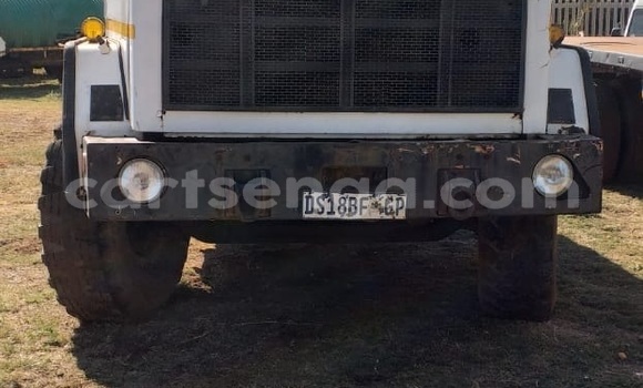 Acheter Occasion Utilitaire Volvo F4 Blanc à Mbabane, Manzini Acheter Occasion Utilitaire Volvo F4 Blanc à Mbabane, Manzini