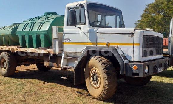 Buy Used Volvo F4 White Truck in Mbabane in Manzini Buy Used Volvo F4 White Truck in Mbabane in Manzini
