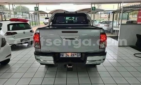 Acheter Occasion Voiture Toyota Hilux Gris à Bhunya, Manzini Acheter Occasion Voiture Toyota Hilux Gris à Bhunya, Manzini