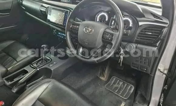 Acheter Occasion Voiture Toyota Hilux Gris à Bhunya, Manzini Acheter Occasion Voiture Toyota Hilux Gris à Bhunya, Manzini