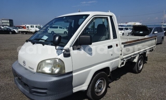 Nunua Ilio tumika Mazda Bongo White Gari ndani ya Big Bend nchini Wilaya ya Lubombo Nunua Ilio tumika Mazda Bongo White Gari ndani ya Big Bend nchini Wilaya ya Lubombo