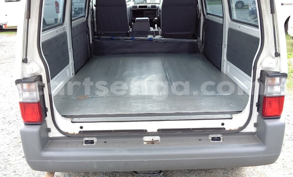 Acheter Occasion Voiture Mazda Bongo Friendee Blanc à Big Bend, Lubombo District Acheter Occasion Voiture Mazda Bongo Friendee Blanc à Big Bend, Lubombo District