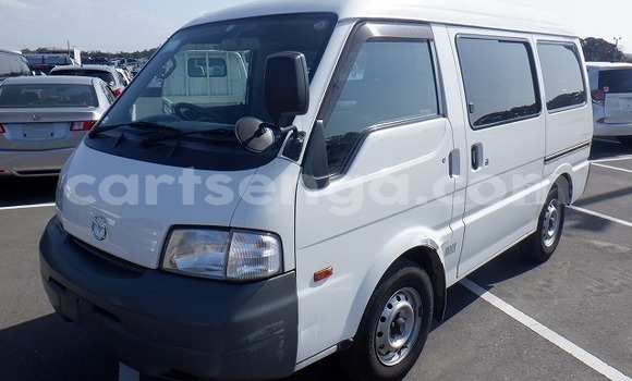 Acheter Occasion Voiture Mazda Bongo Friendee Blanc à Big Bend, Lubombo District Acheter Occasion Voiture Mazda Bongo Friendee Blanc à Big Bend, Lubombo District