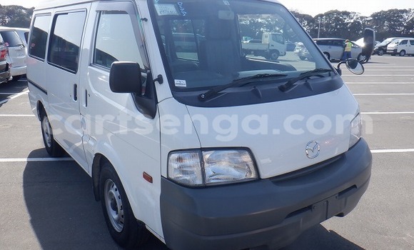 Acheter Occasion Voiture Mazda Bongo Friendee Blanc à Big Bend, Lubombo District Acheter Occasion Voiture Mazda Bongo Friendee Blanc à Big Bend, Lubombo District