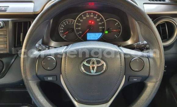 Acheter Occasion Voiture Toyota RAV4 Blanc à Hluti, Shiselweni District Acheter Occasion Voiture Toyota RAV4 Blanc à Hluti, Shiselweni District